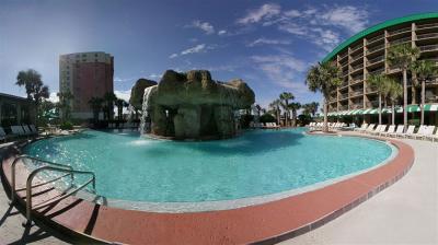 jacksonville beach inn hampton fl oceanfront hotels acquires roch capital florida